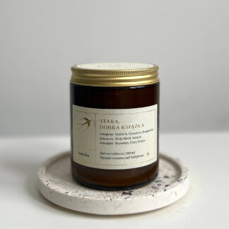 STARA DOBRA KSIĄŻKA – świeca sojowa